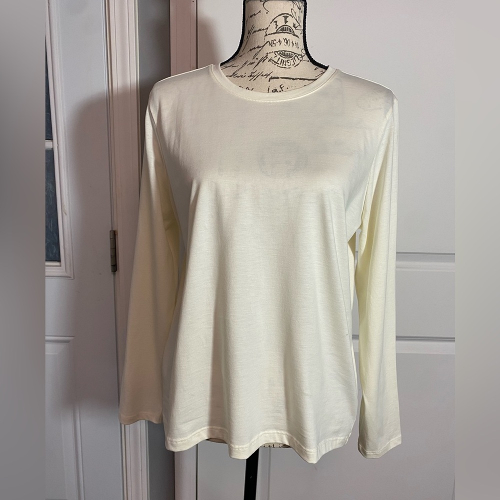 Lands' End Cream Supima Cotton Long Sleeve Tee Medium/M A - Picture 1 of 10